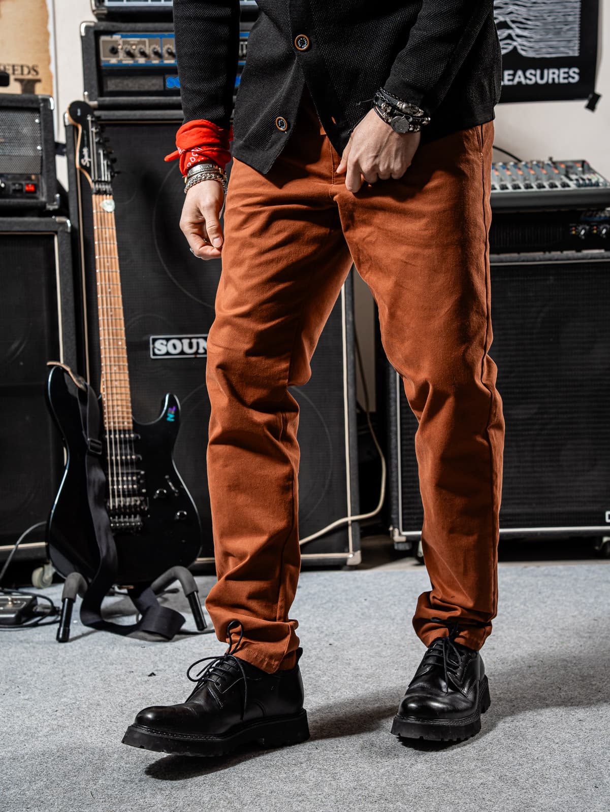RUST BOULDER PANTS