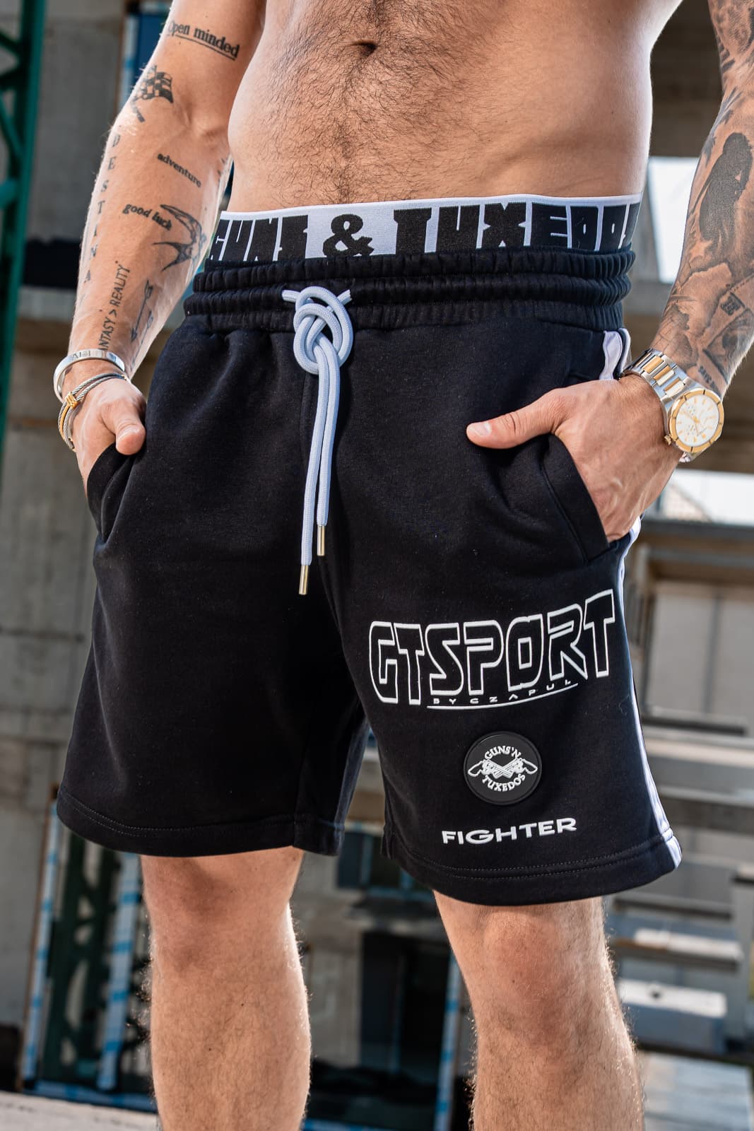 SZORTY FIGHTER BLACK WDR