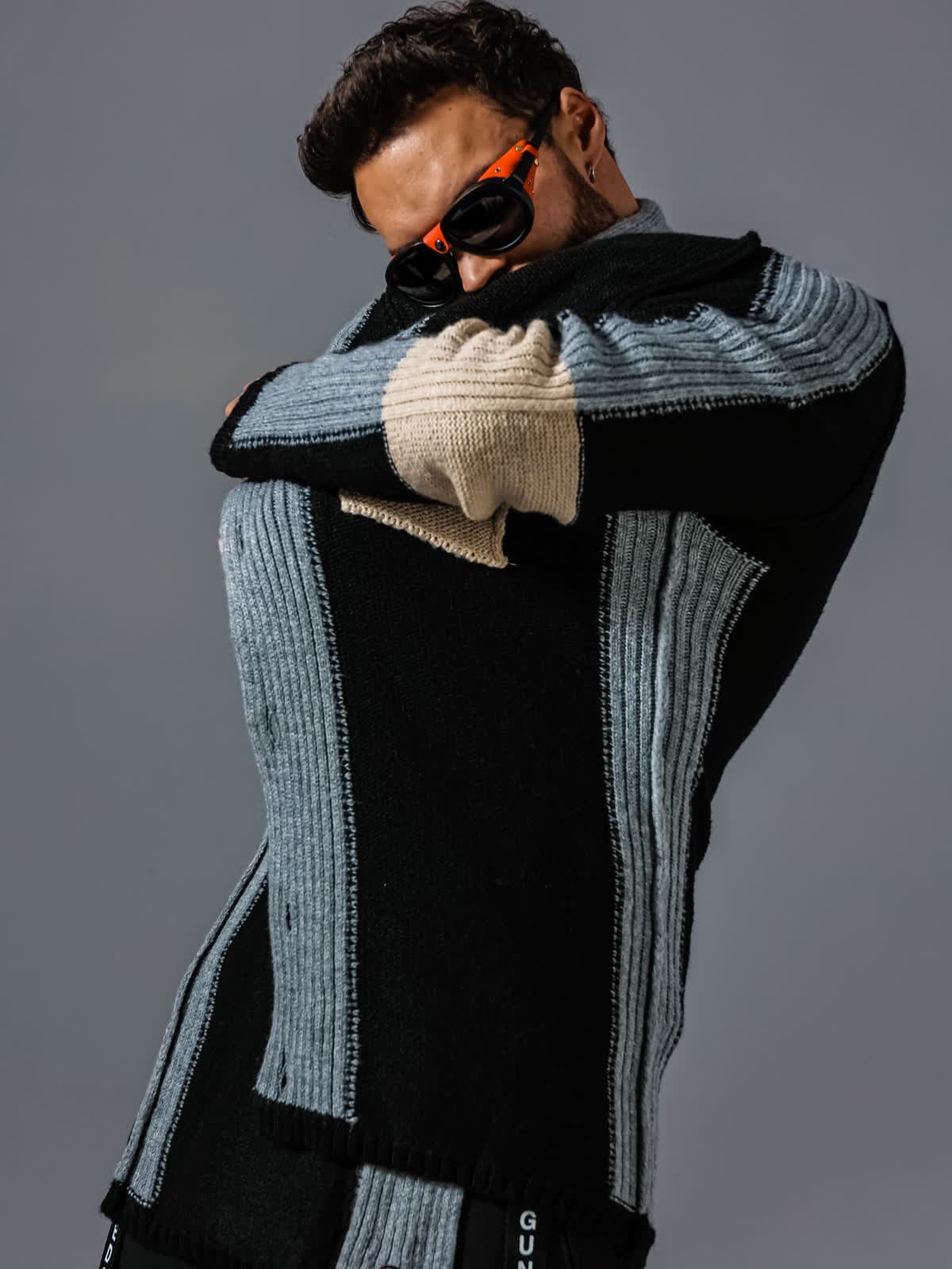 SWETER LAURENCE BLACK WINT