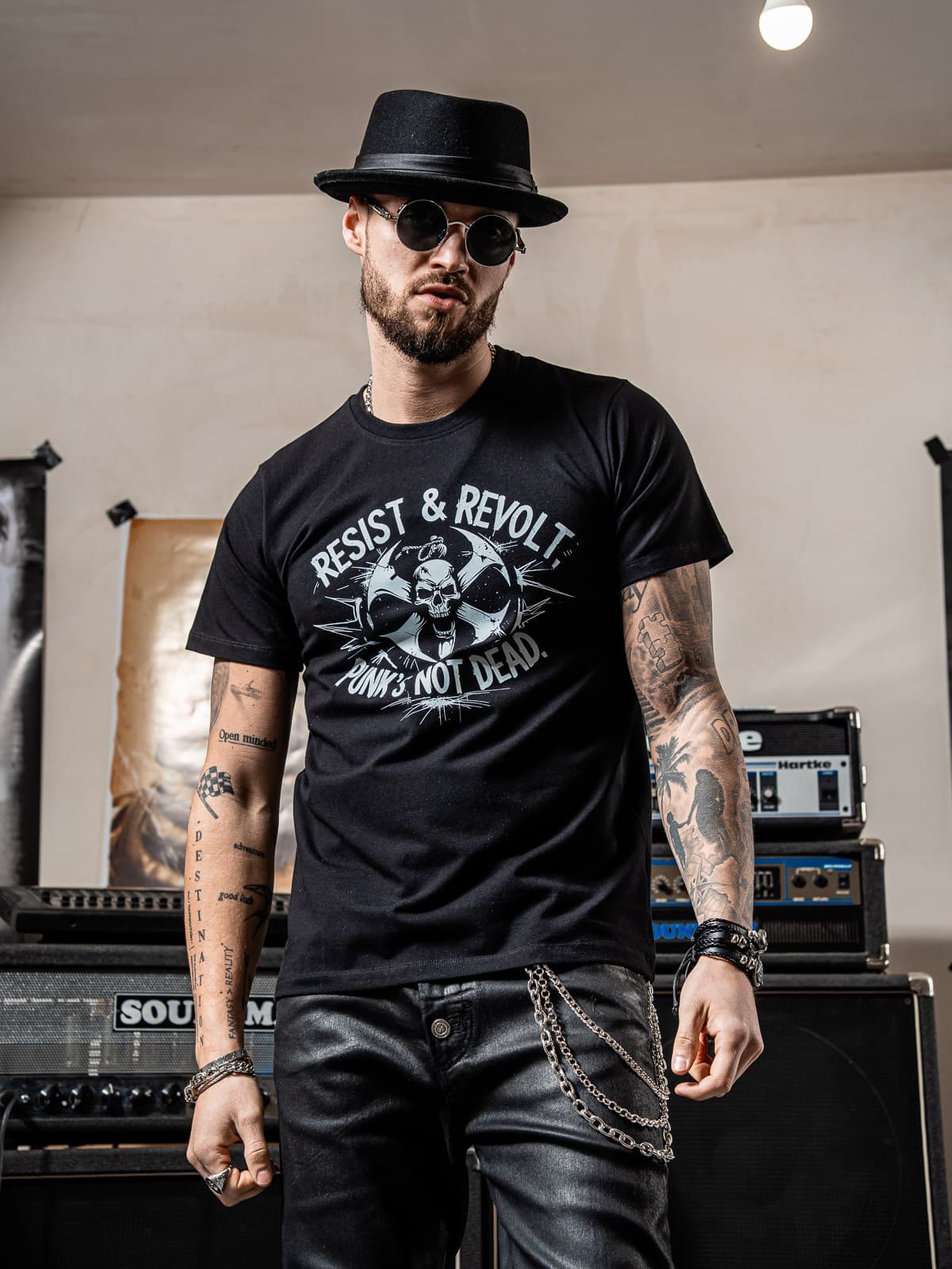 T-SHIRT RESIST