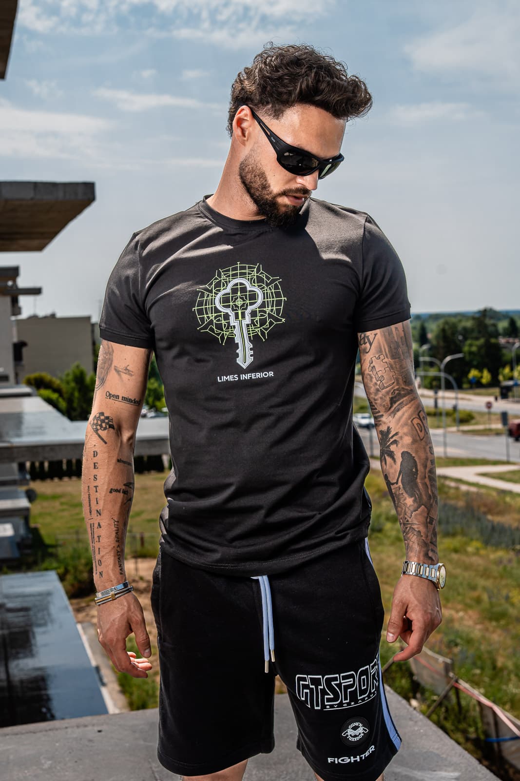 t-shirt The Key