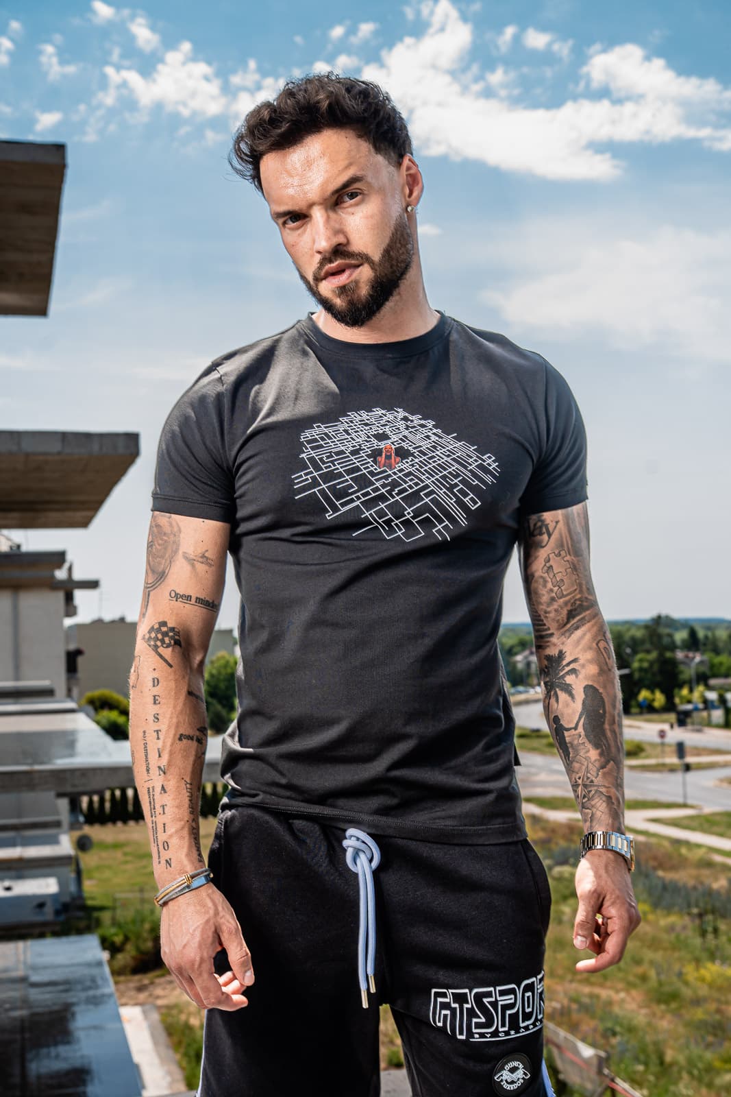 t-shirt Maze